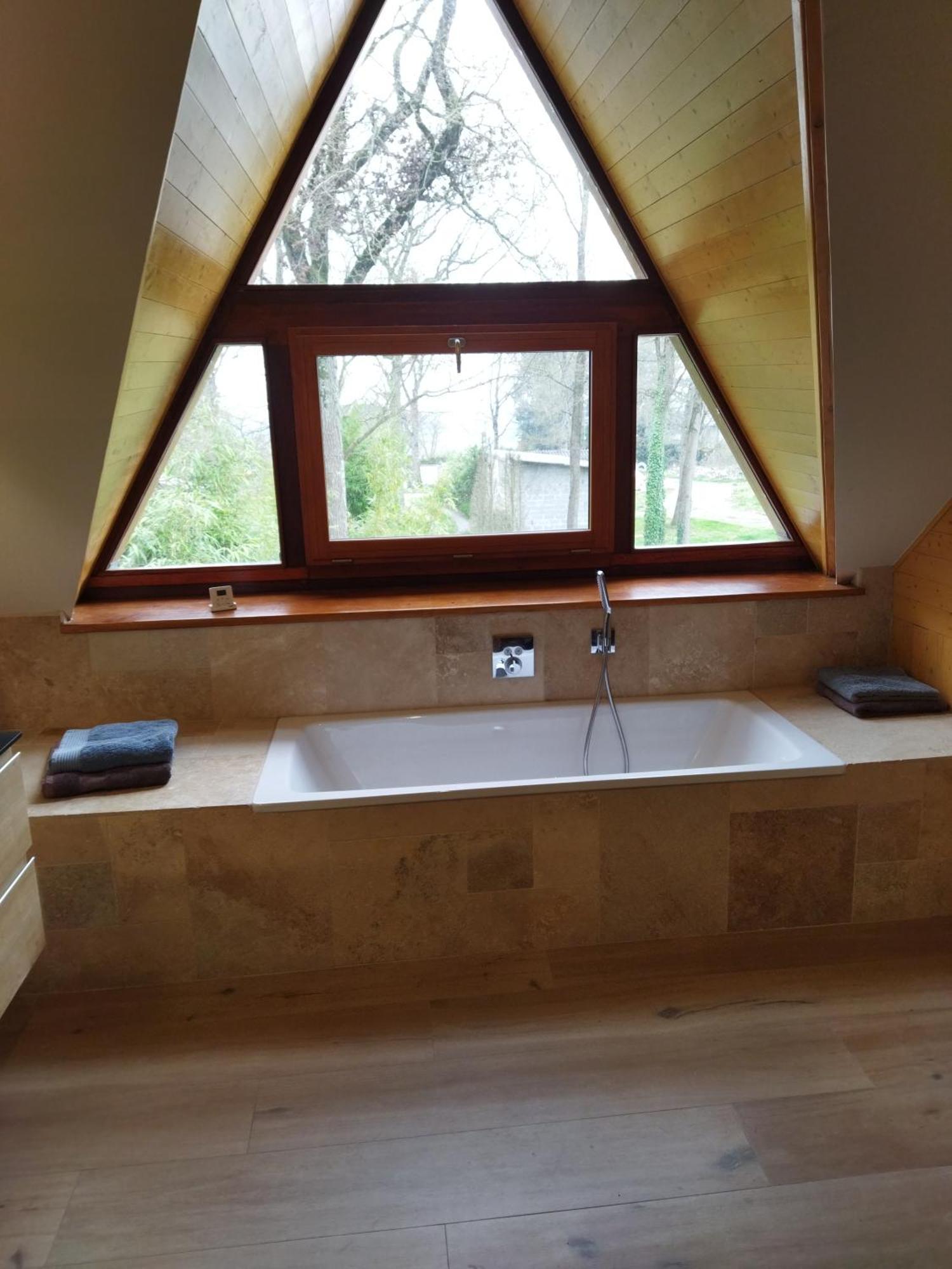 La Maison Dans Les Bois Soucelles Luaran gambar