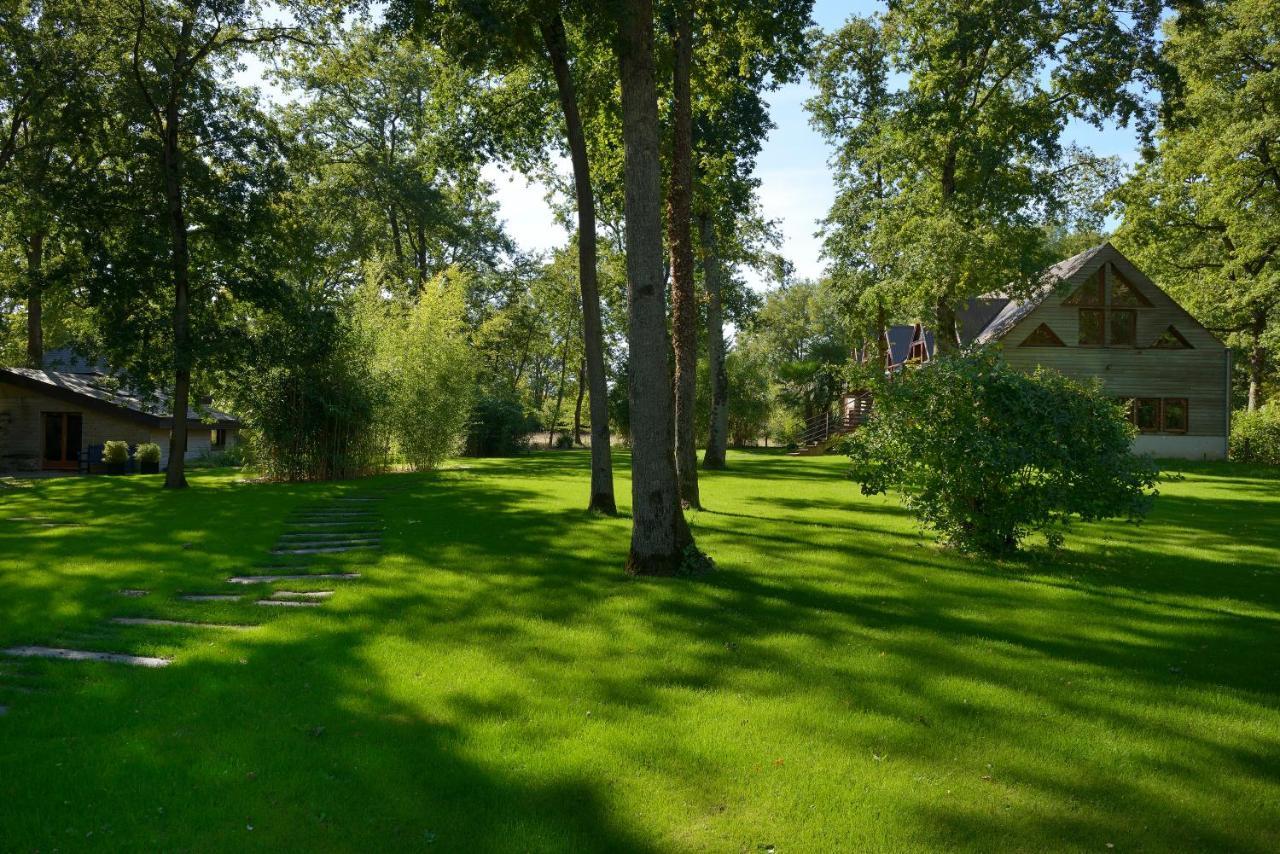 La Maison Dans Les Bois Soucelles Luaran gambar